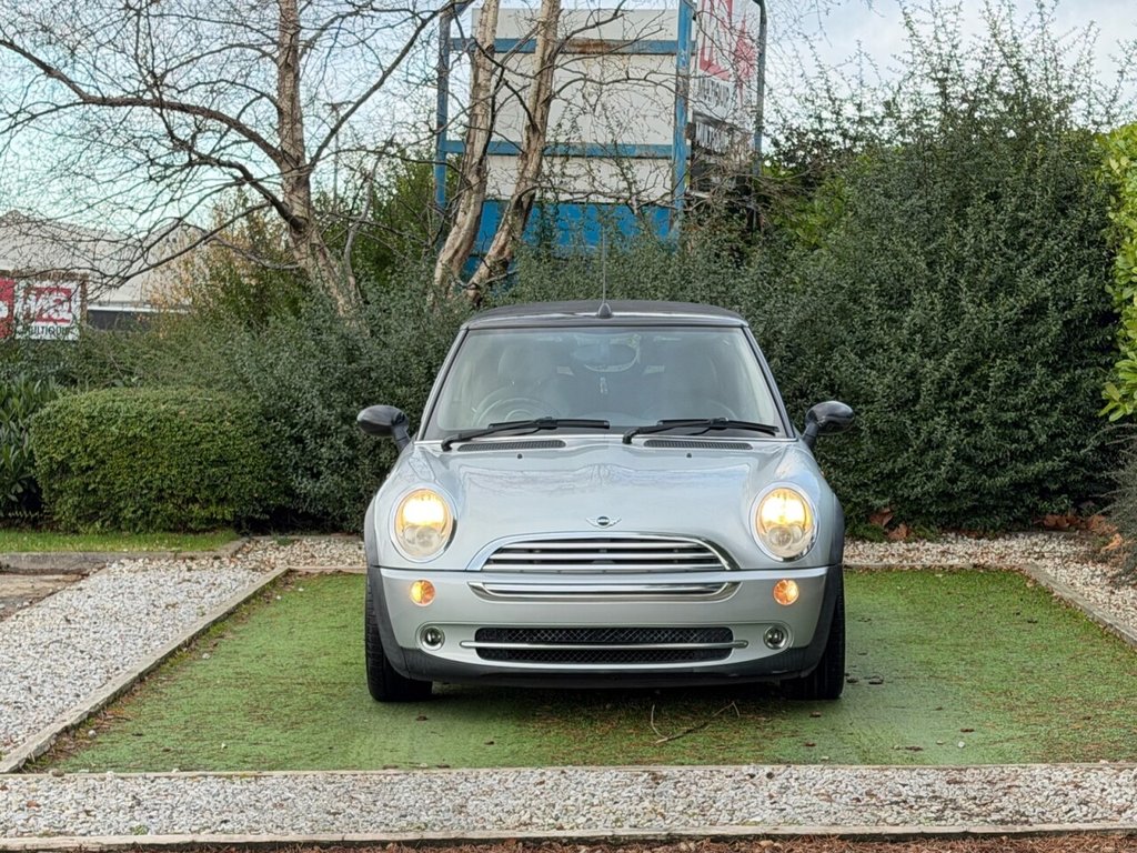 Used MINI Convertible 2006 for sale - 77020371: Photo 17