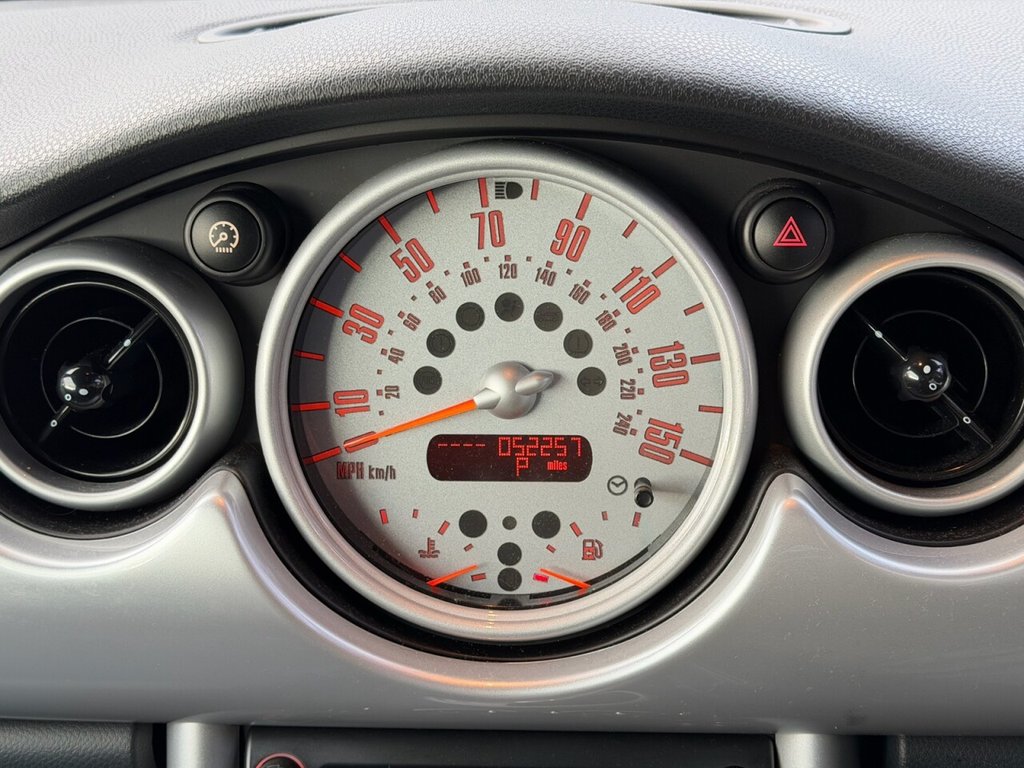 Used MINI Convertible 2006 for sale - 77020371: Photo 19