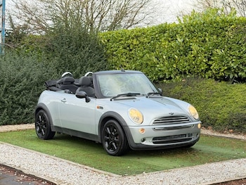 Used MINI Convertible 2006 for sale - 77020371: Photo