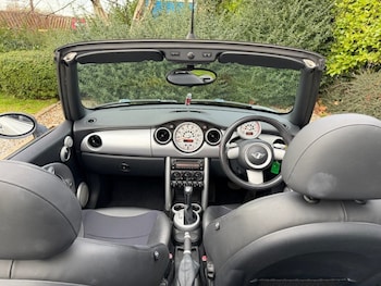 Used MINI Convertible 2006 for sale - 77020371: Photo