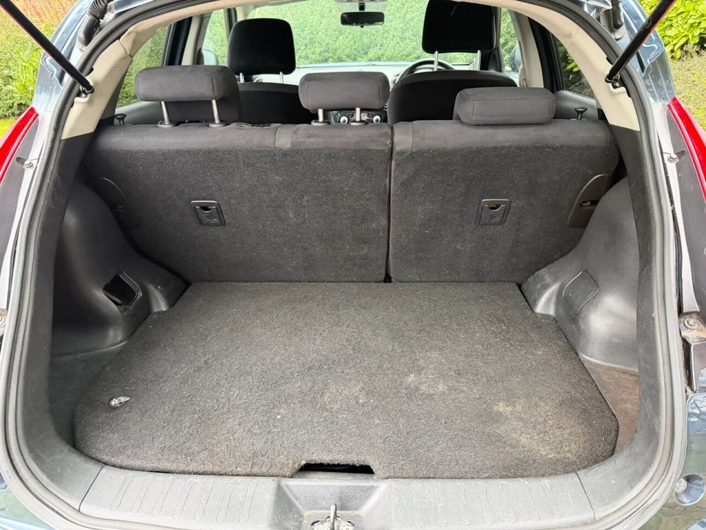 Used Nissan Juke 2010 for sale - 77200547: Photo 13