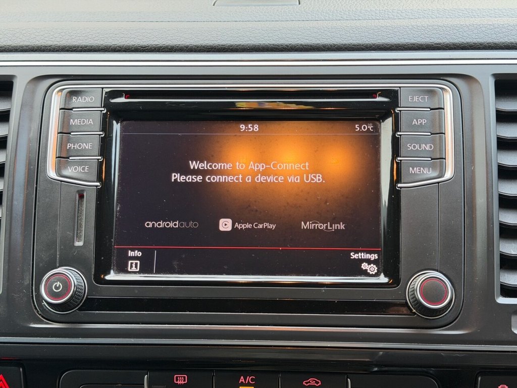 Used Volkswagen Transporter 2019 for sale - 77370092: Photo 23