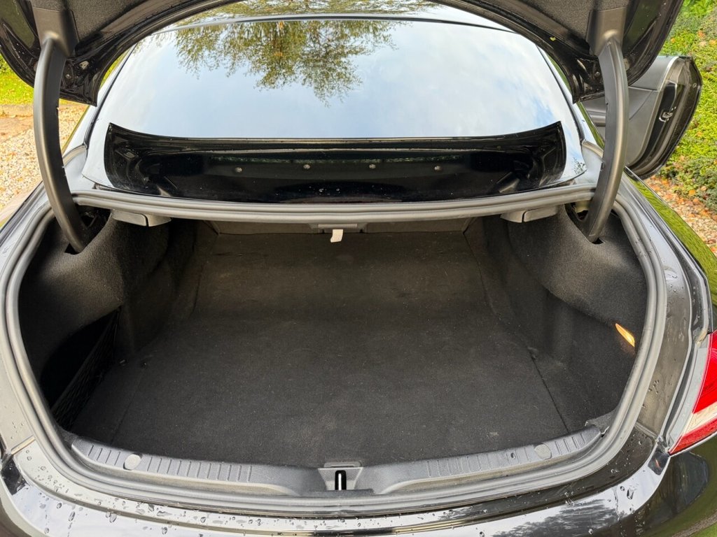 Used Mercedes-Benz C Class 2017 for sale - 76396402: Photo 12