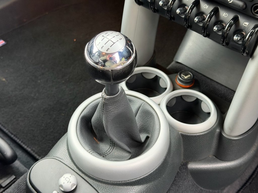 Used MINI Hatch 2004 for sale - 77755247: Photo 14