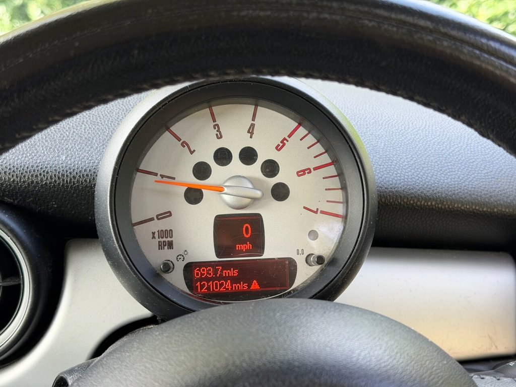 Used MINI Hatch 2012 for sale - 76185374: Photo 14