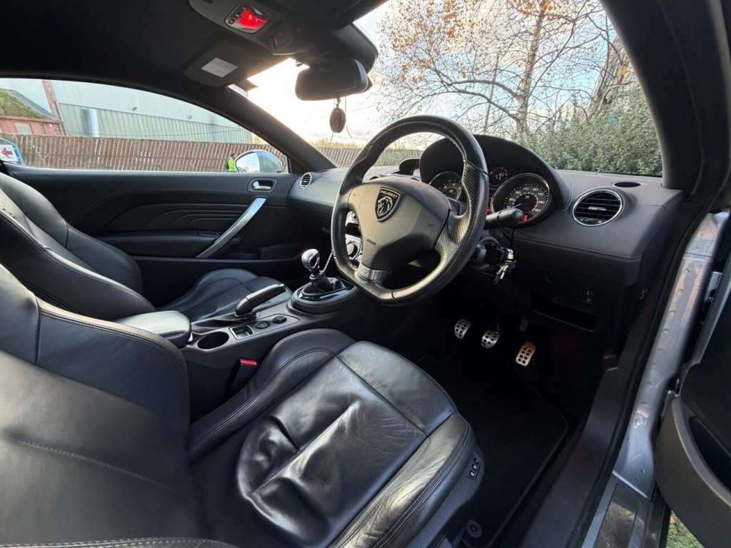 Used Peugeot RCZ 2013 for sale - 76820841: Photo 3