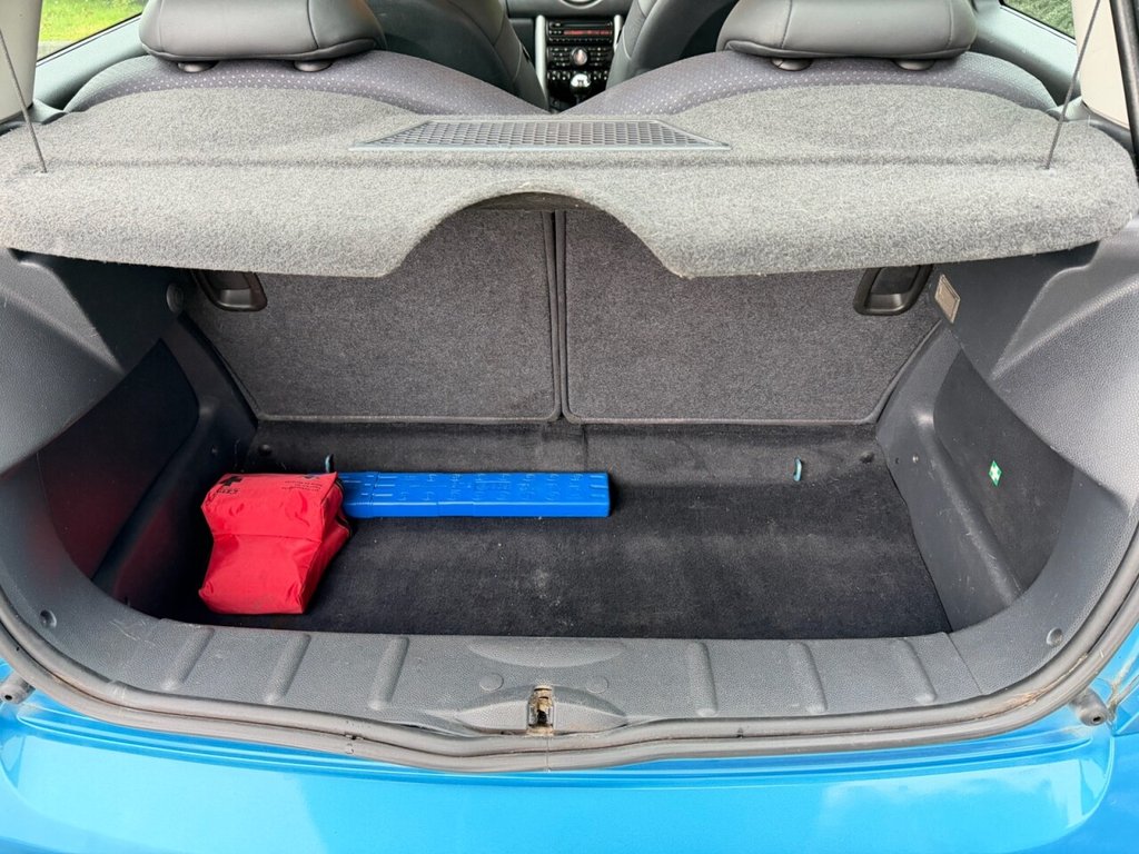 Used MINI Hatch 2004 for sale - 77263552: Photo 12