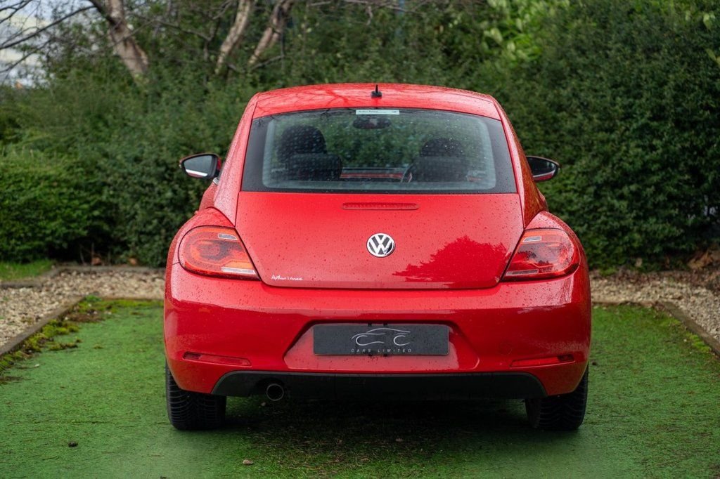 Used Volkswagen Beetle 2015 for sale - 76941522: Photo 8
