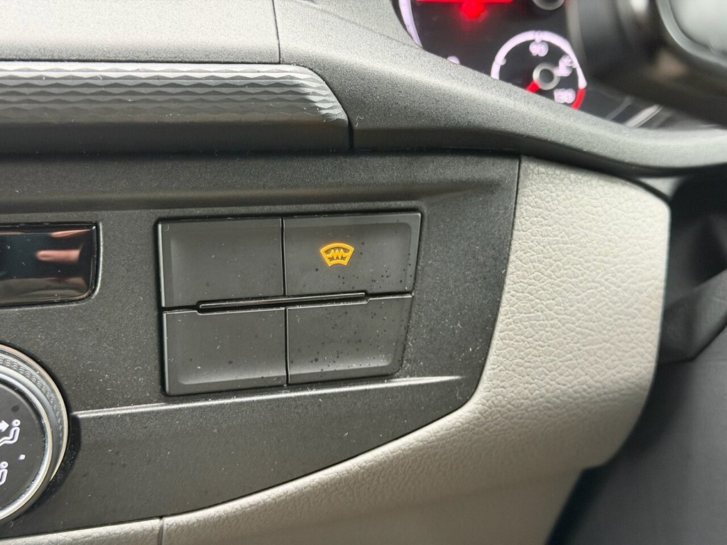 Used Volkswagen Transporter 2020 for sale - 77250495: Photo 30