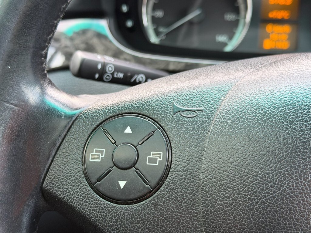 Used Mercedes-Benz Viano 2011 for sale - 77512434: Photo 24