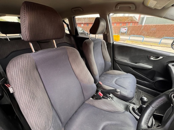 Used Honda Jazz 2014 for sale - 75619548: Photo 10