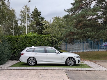 Used BMW 3 Series 2022 for sale - 76018808: Photo