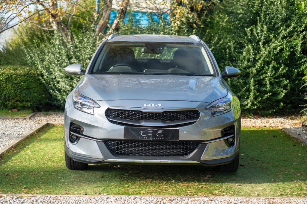 Used Kia XCeed 2022 for sale - 76216862: Photo 2