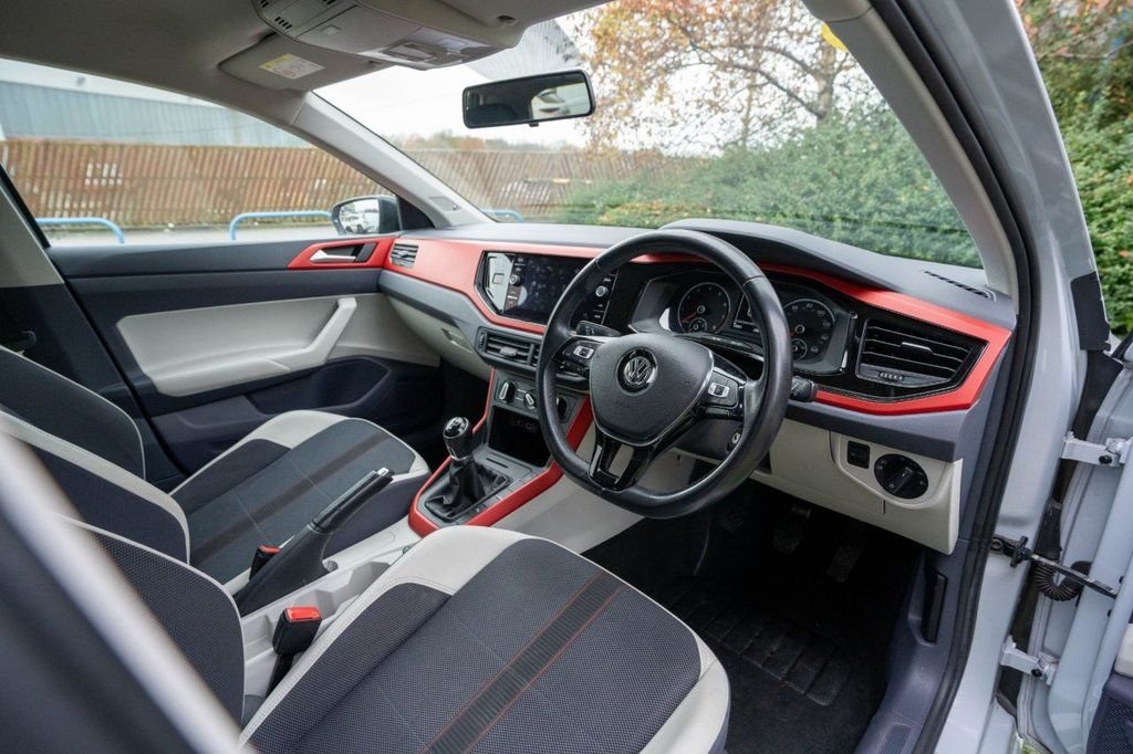 Used Volkswagen Polo 2020 for sale - 76559276: Photo 3