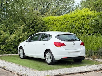 Used Vauxhall Astra 2011 for sale - 78658203: Photo