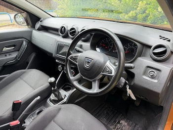 Used Dacia Duster 2020 for sale - 78658330: Photo