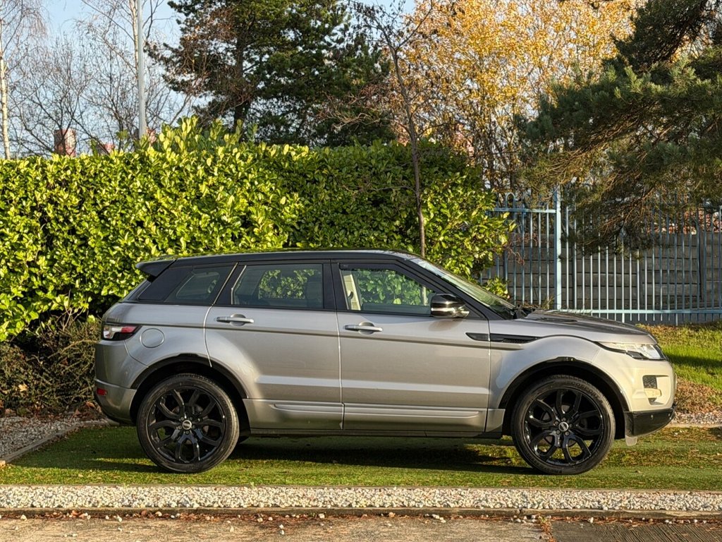 Used Land Rover Range Rover Evoque 2012 for sale - 76909883: Photo 2
