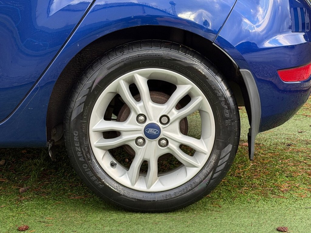 Used Ford Fiesta 2015 for sale - 76923574: Photo 7