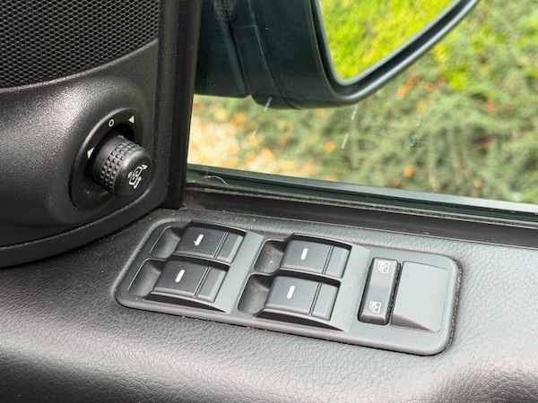 Used Land Rover Range Rover Sport 2009 for sale - 76279397: Photo 17