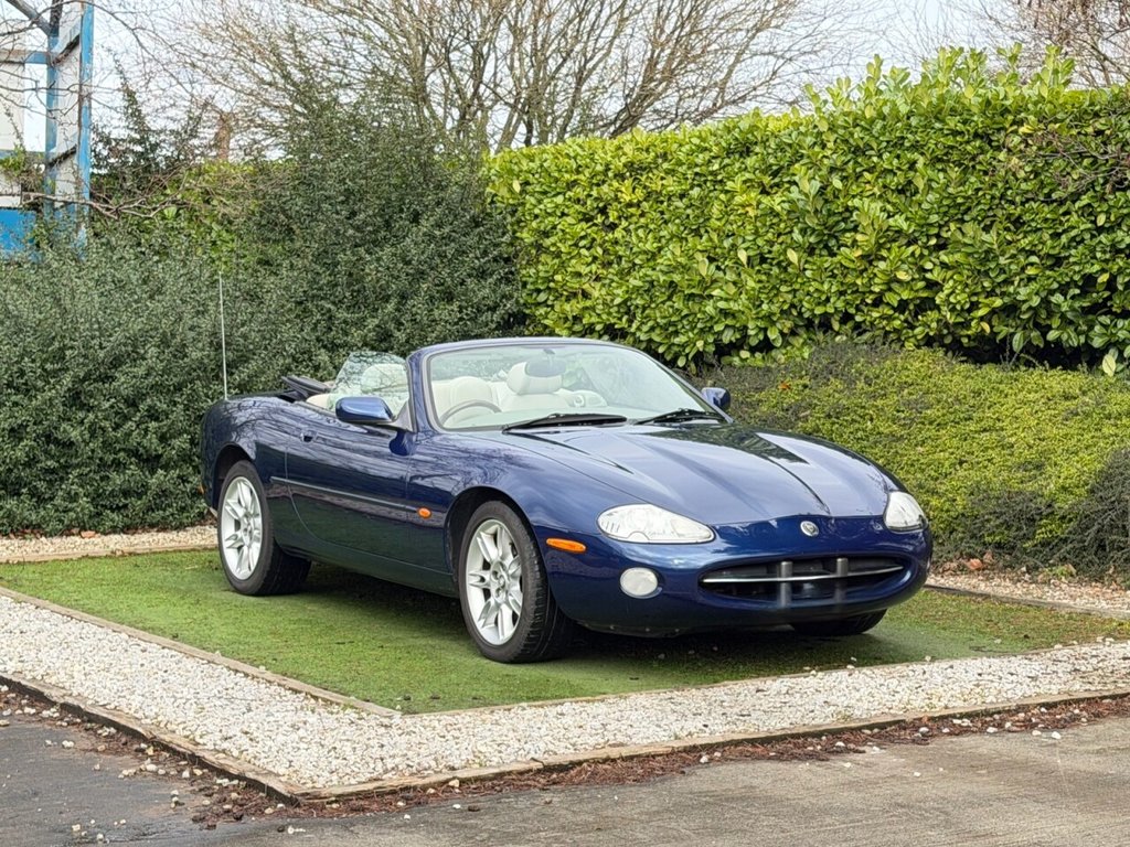 Used Jaguar XK8 2004 for sale - 77673508: Photo 11