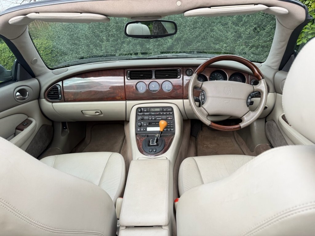 Used Jaguar XK8 2004 for sale - 77673508: Photo 17