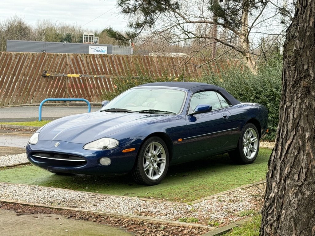 Used Jaguar XK8 2004 for sale - 77673508: Photo 7