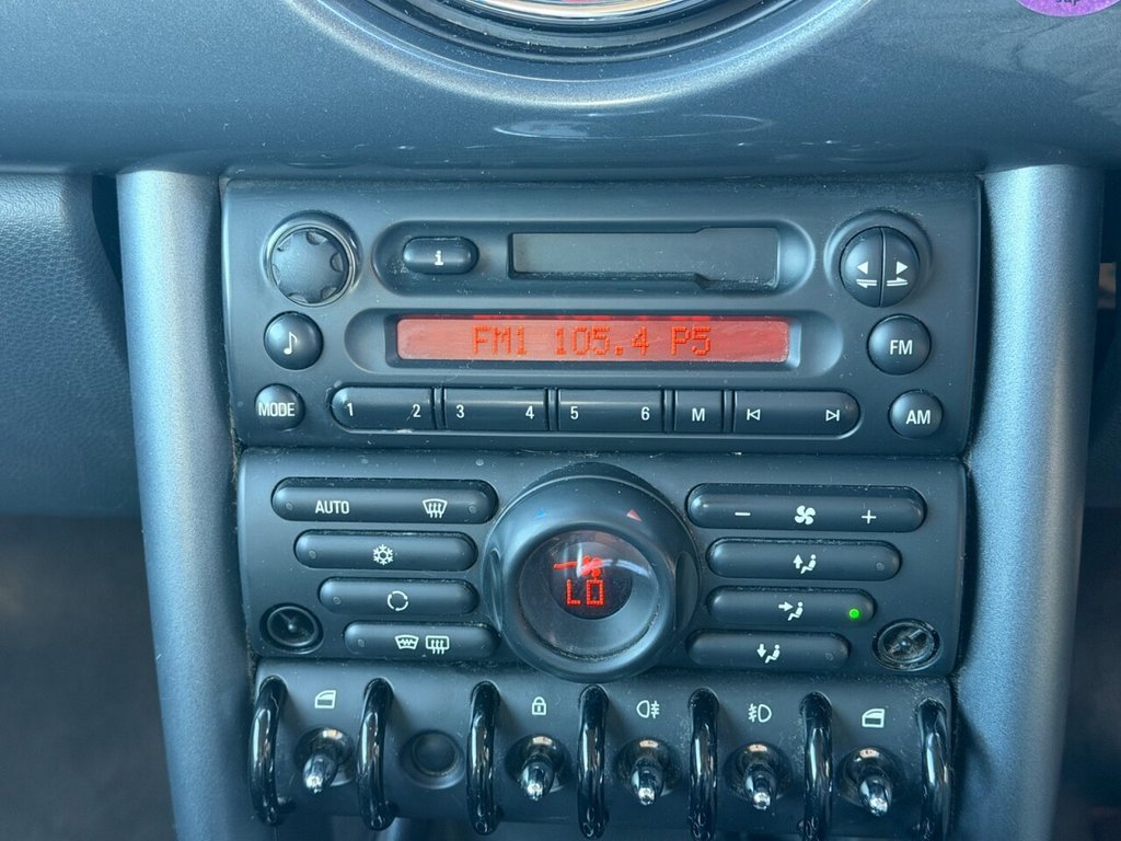 Used MINI Hatch 2004 for sale - 78117563: Photo 13