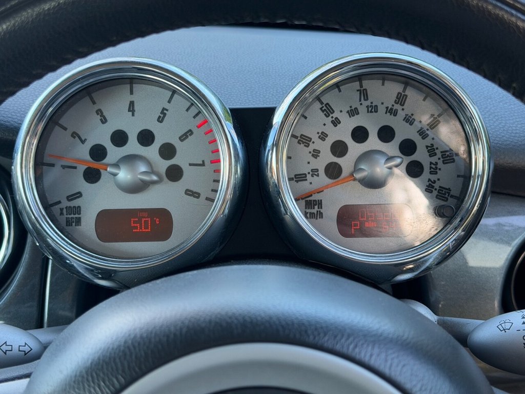 Used MINI Hatch 2004 for sale - 78117563: Photo 14