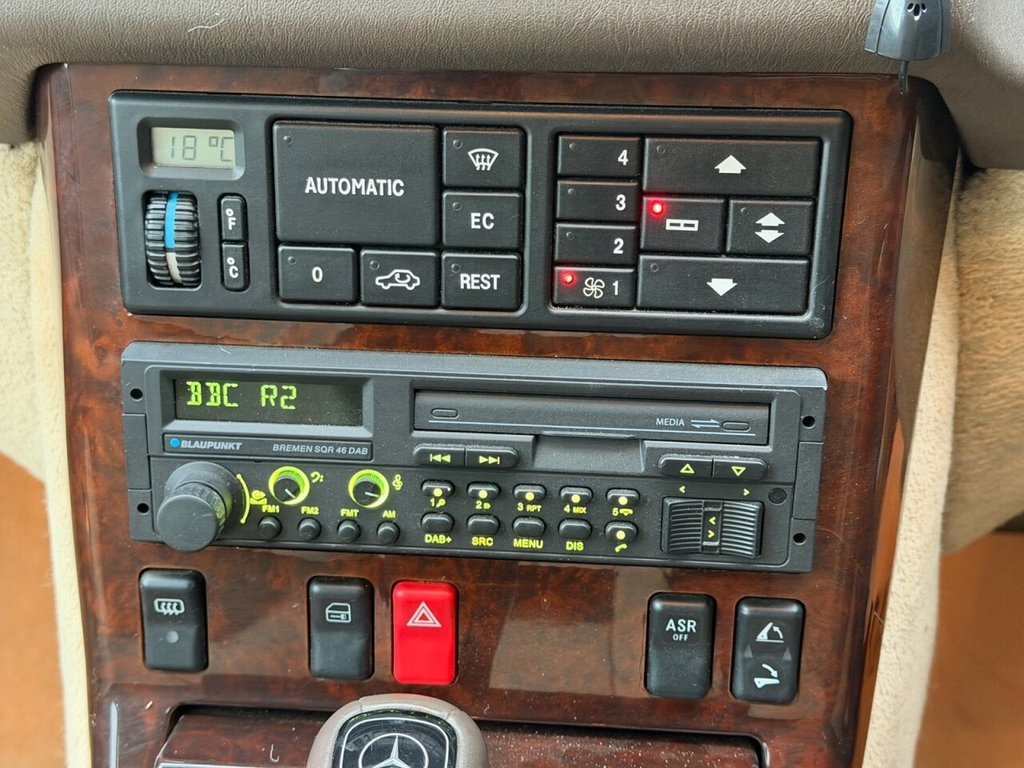 Used Mercedes-Benz SL 1995 for sale - 76445862: Photo 13