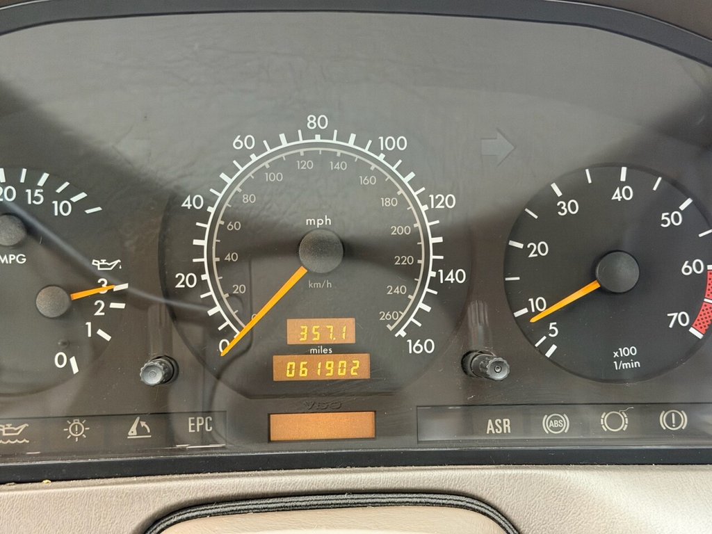 Used Mercedes-Benz SL 1995 for sale - 76445862: Photo 14