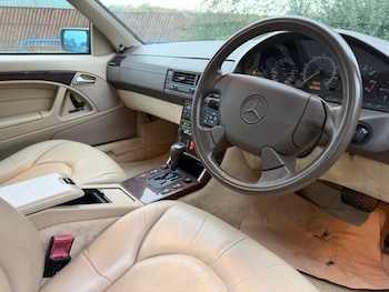 Used Mercedes-Benz SL 1995 for sale - 76445862: Photo