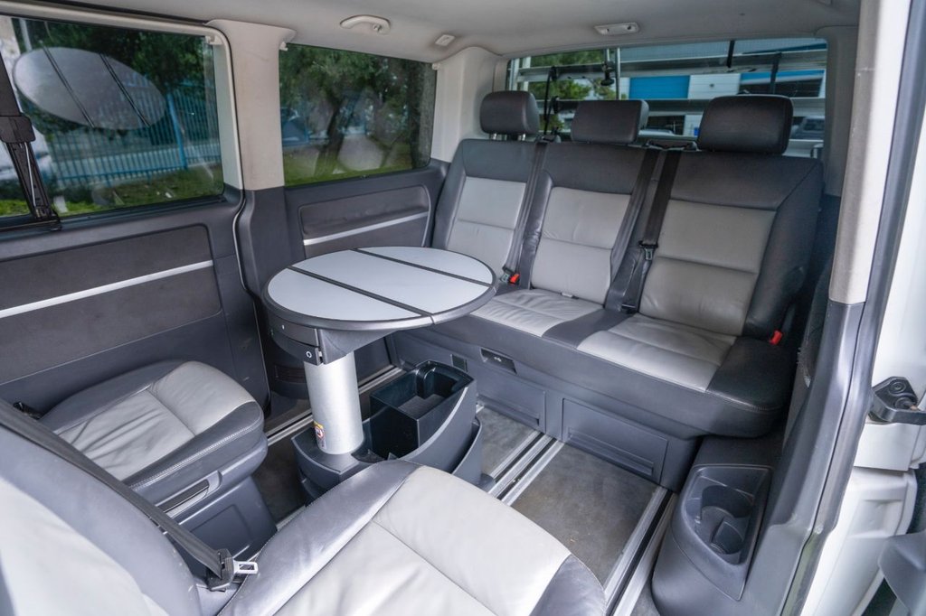 Used Volkswagen Caravelle 2013 for sale - 76385851: Photo 8