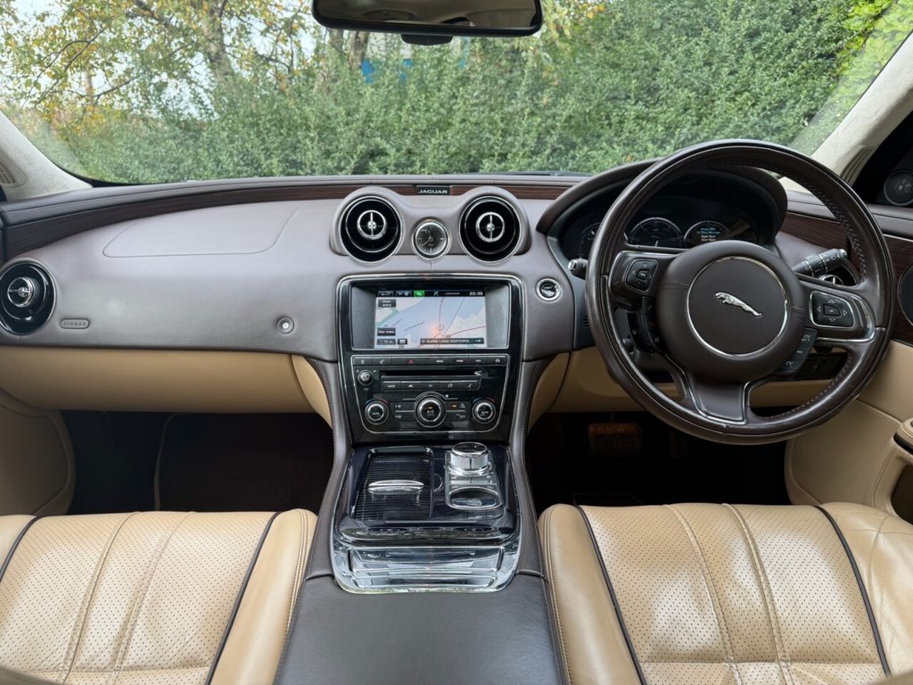 Used Jaguar XJ 2014 for sale - 76430257: Photo 11