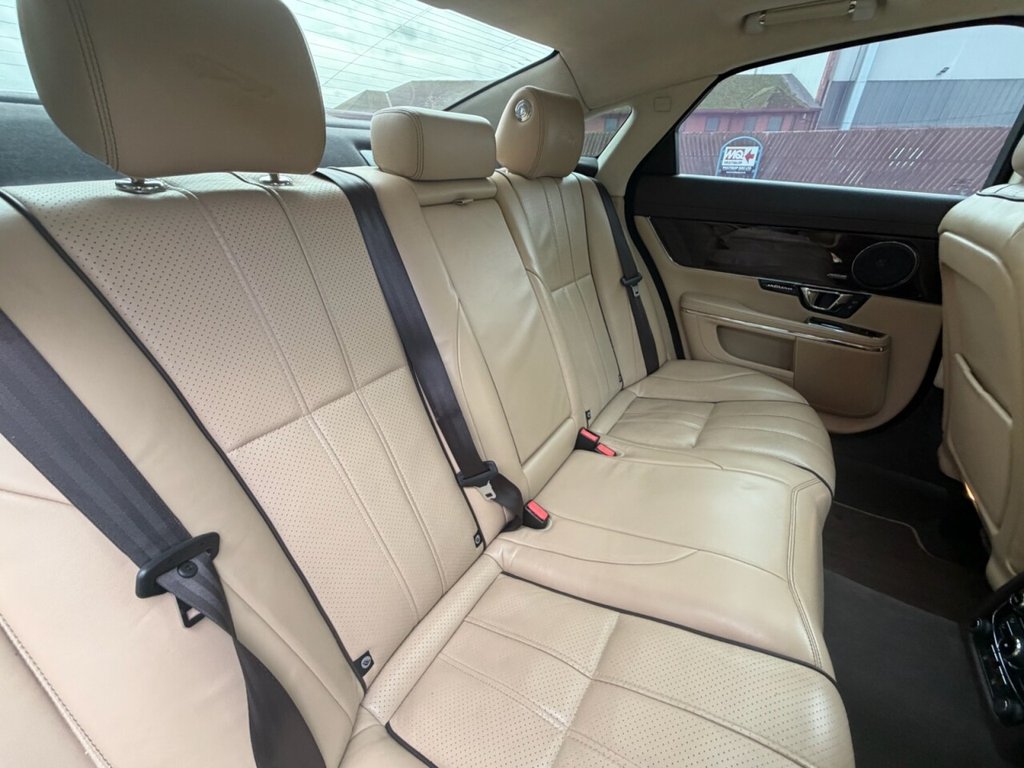 Used Jaguar XJ 2014 for sale - 76430257: Photo 13
