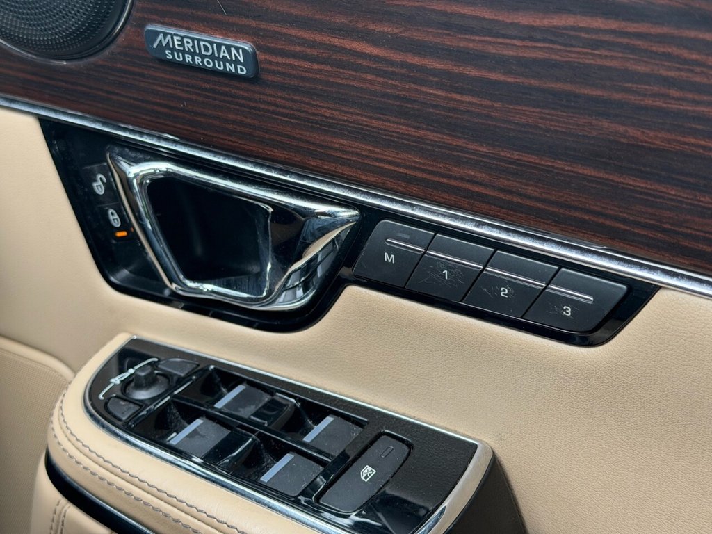 Used Jaguar XJ 2014 for sale - 76430257: Photo 16