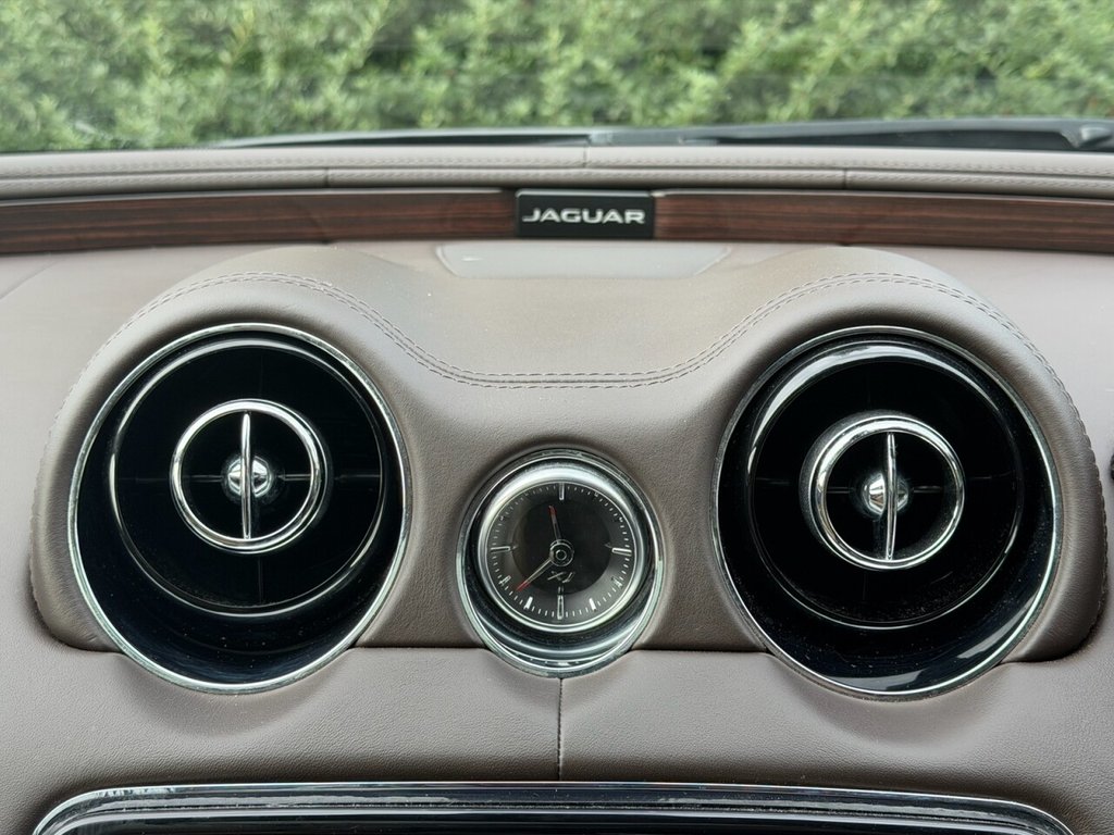 Used Jaguar XJ 2014 for sale - 76430257: Photo 24