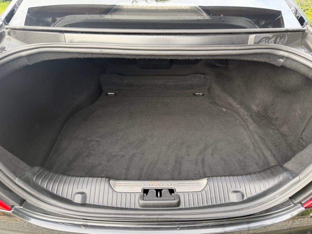 Used Jaguar XJ 2014 for sale - 76430257: Photo 31