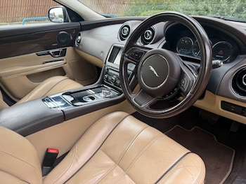 Used Jaguar XJ 2014 for sale - 76430257: Photo