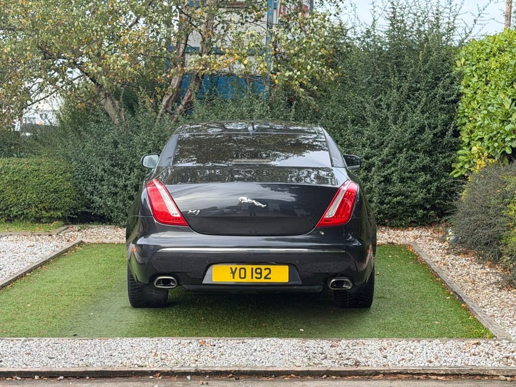 Used Jaguar XJ 2014 for sale - 76430257: Photo 4