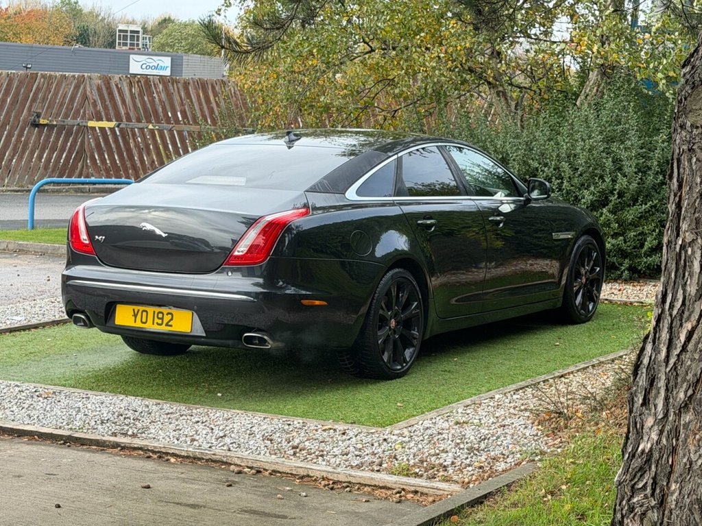 Used Jaguar XJ 2014 for sale - 76430257: Photo 5