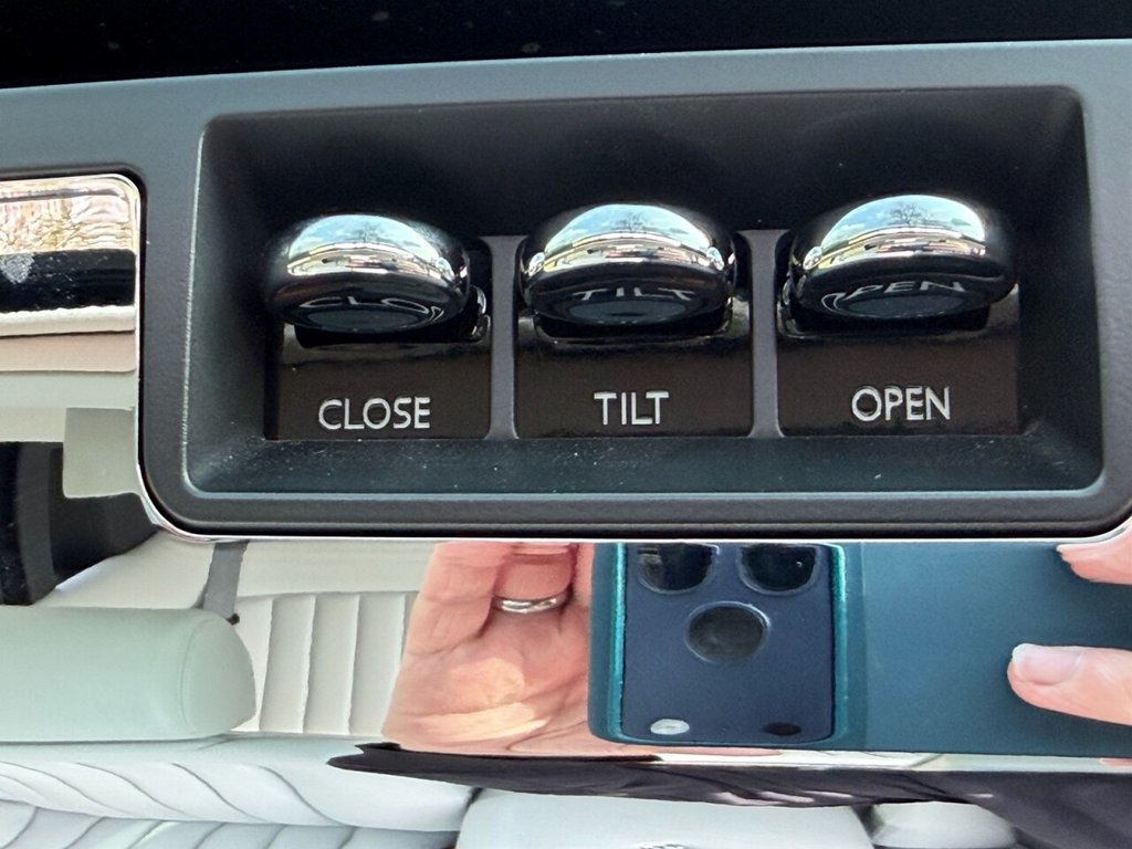 Used Rolls-Royce Phantom 2007 for sale - 77770939: Photo 25