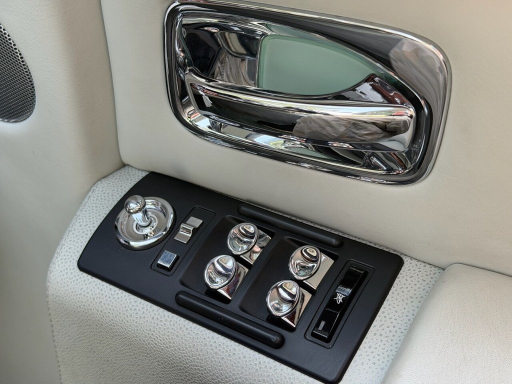 Used Rolls-Royce Phantom 2007 for sale - 77770939: Photo 27