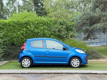 Used Peugeot 107 2014 for sale - 79666982: Photo