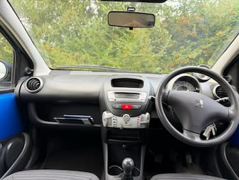 Used Peugeot 107 2014 for sale - 79666982: Photo