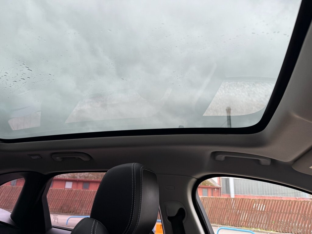 Used Jaguar F-Pace 2017 for sale - 76241447: Photo 17