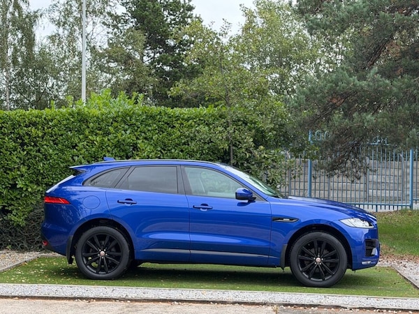 Used Jaguar F-Pace 2017 for sale - 76241447: Photo 2