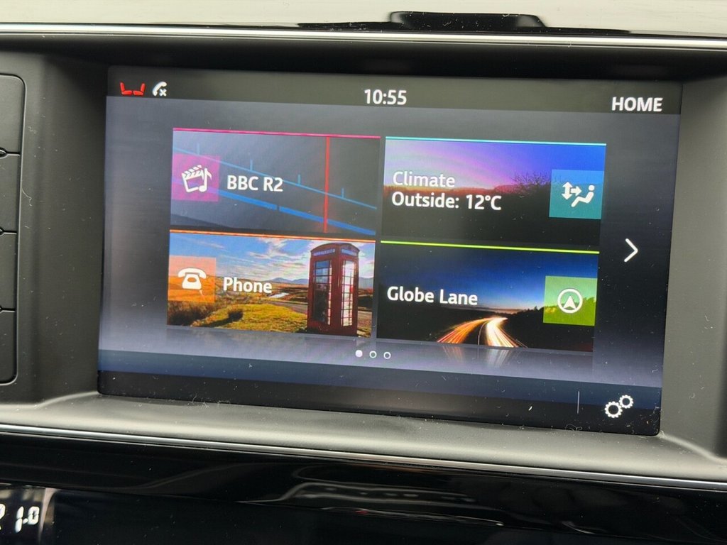 Used Jaguar F-Pace 2017 for sale - 76241447: Photo 9