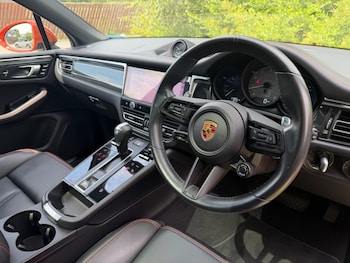 Used Porsche Macan 2022 for sale - 79104053: Photo