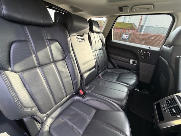 Used Land Rover Range Rover Sport 2017 for sale - 76148024: Photo 16