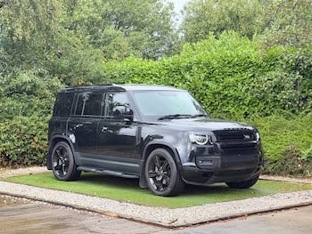 Used Land Rover Defender 110 2023 for sale - 79764534: Photo
